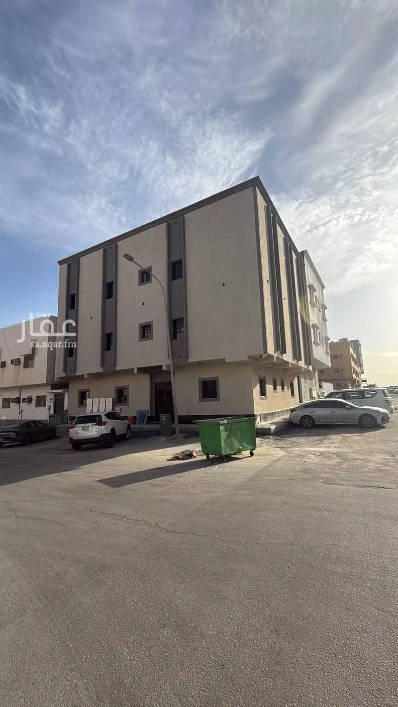 عمارة 162 م² في الثقبة 2