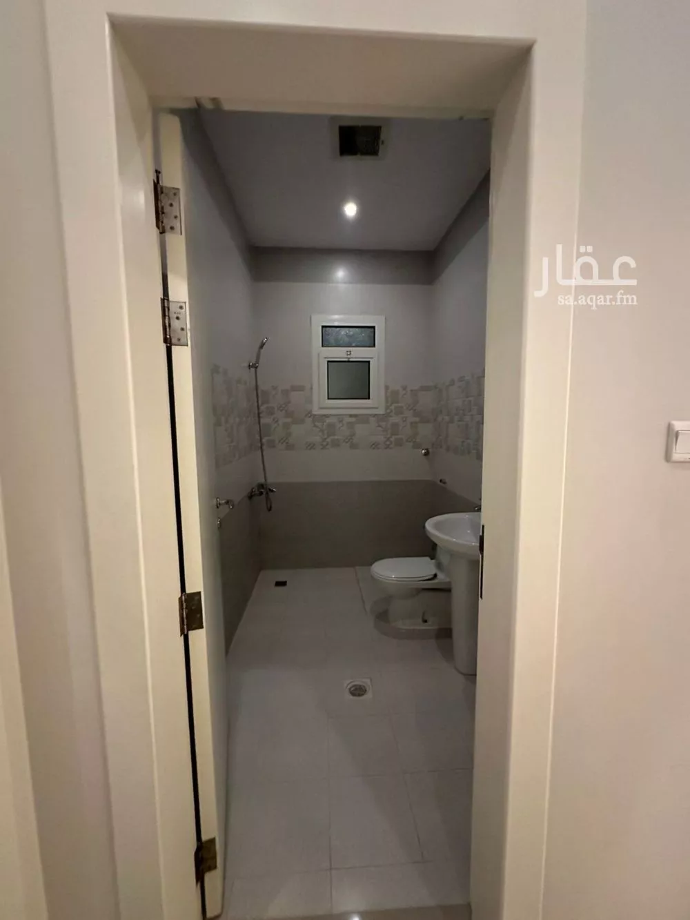 دور 3 غرف في العارض 4