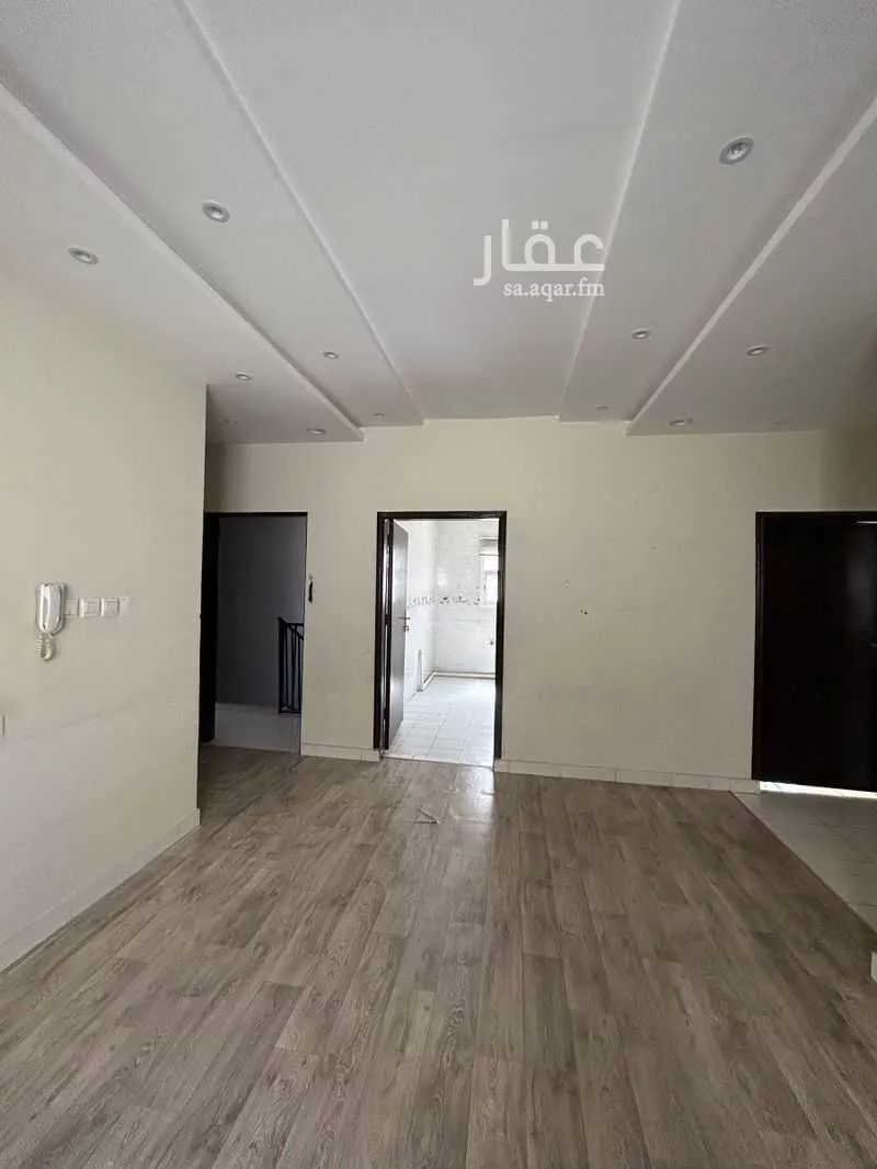 شقة 3 غرف في الرمال 4