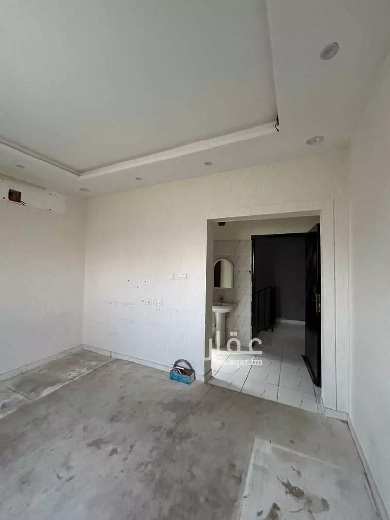 شقة 3 غرف في الرمال 5