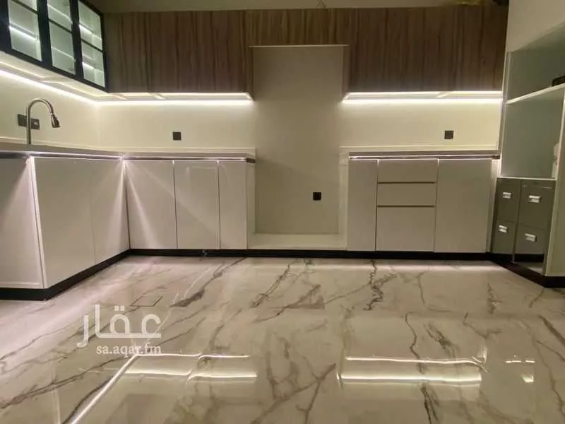 دور 3 غرف في العارض 9