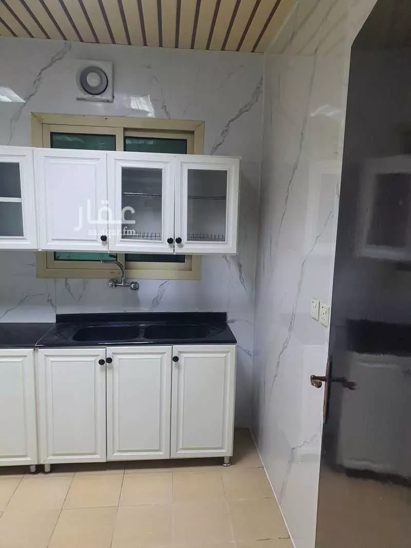 شقة 3 غرف في عكاظ 6