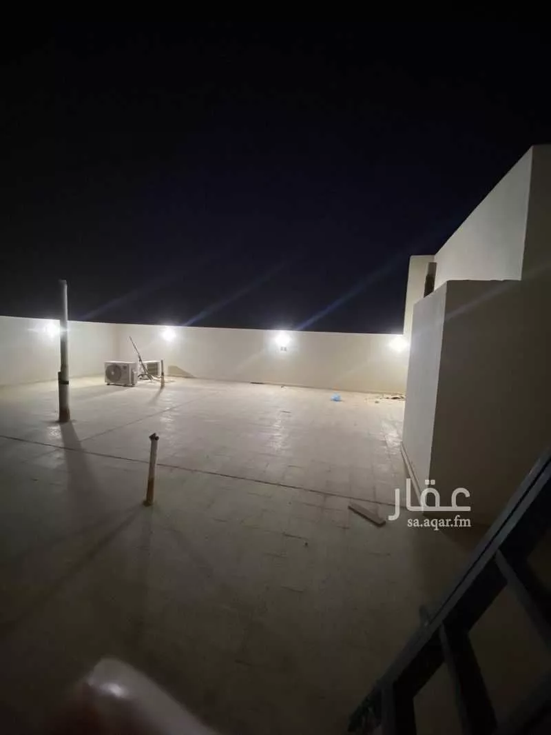 شقة 4 غرف في عكاظ 11