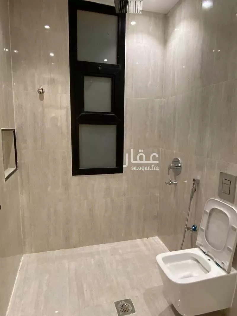 شقة 4 غرف في عكاظ 8