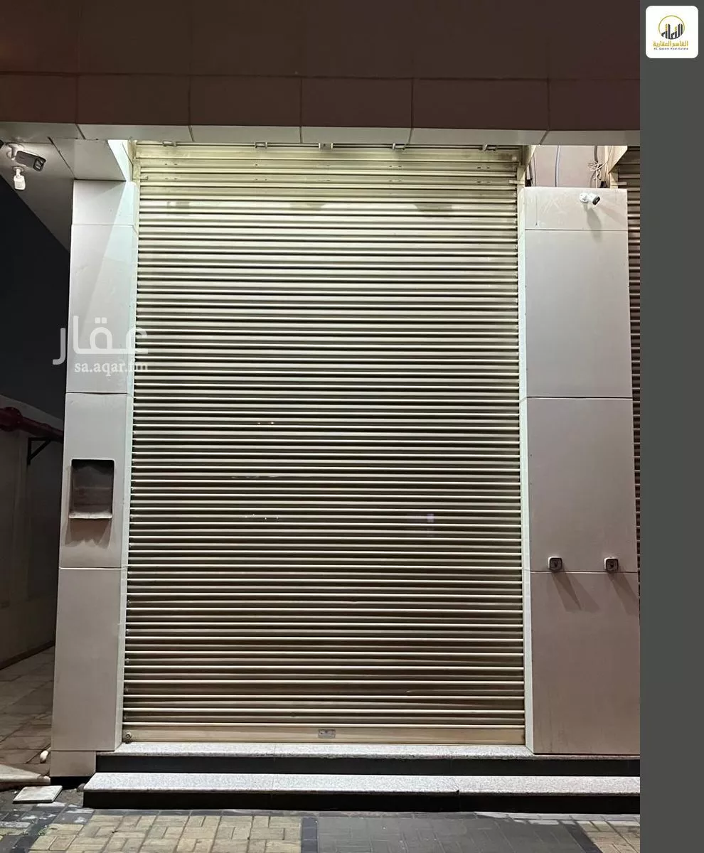 محل 4398 م² في الجزيرة 2