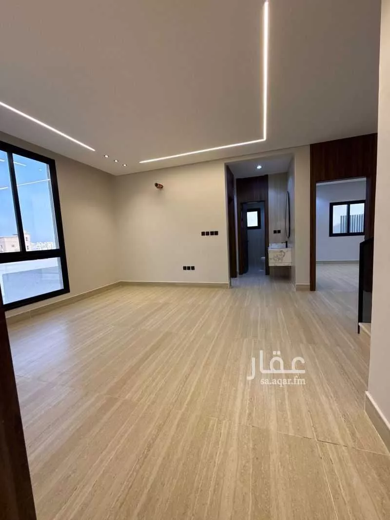 فيلا 7 غرف في ضاحية الملك فهد 4