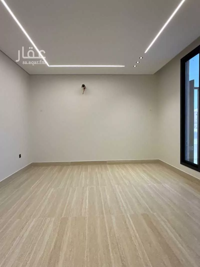 فيلا 7 غرف في ضاحية الملك فهد 9