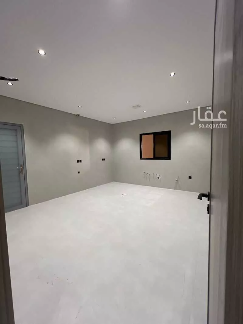 فيلا 6 غرف في الشعلة 9