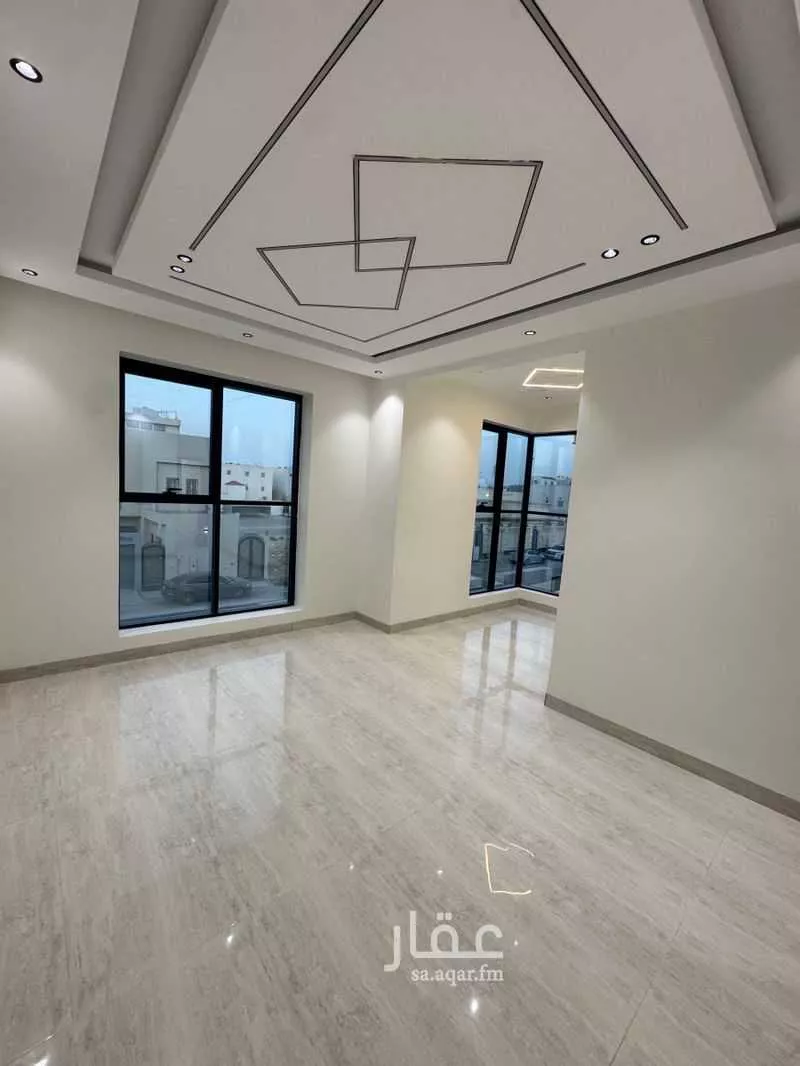 8 bedroom villa in Dahiat King Fahd 10