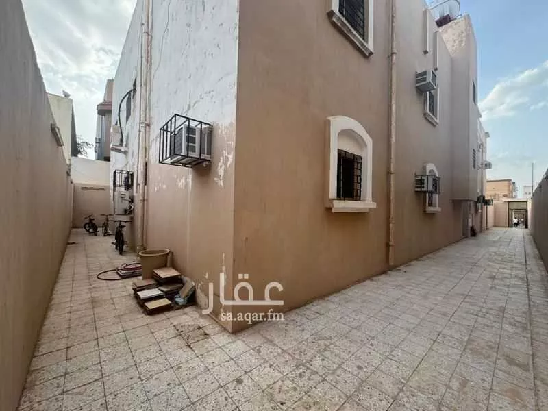 عمارة 800 م² في الروابي 3