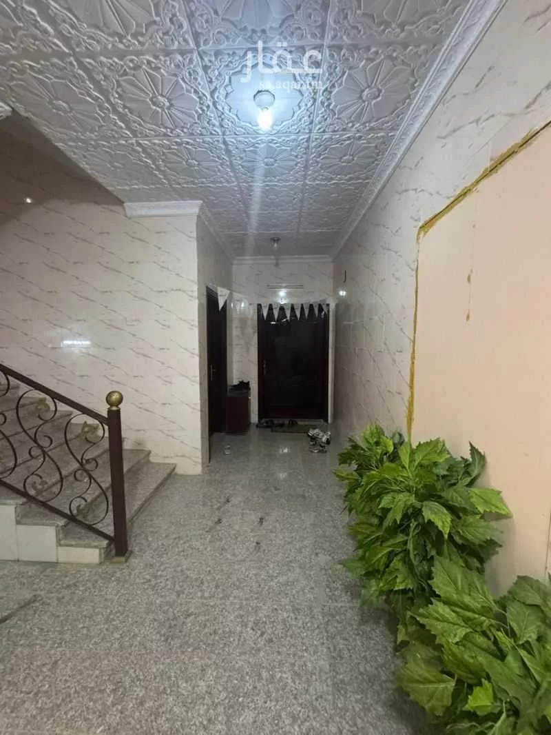 عمارة 800 م² في الروابي 8