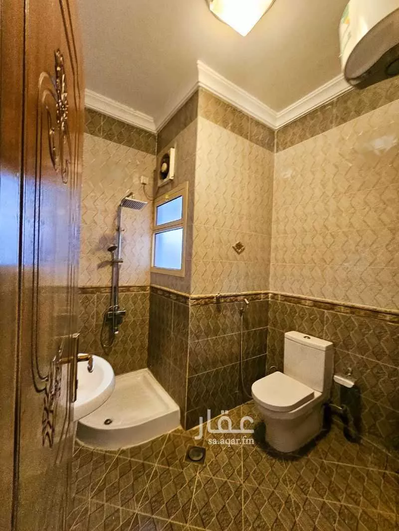 شقة 5 غرف في البحيرات 6