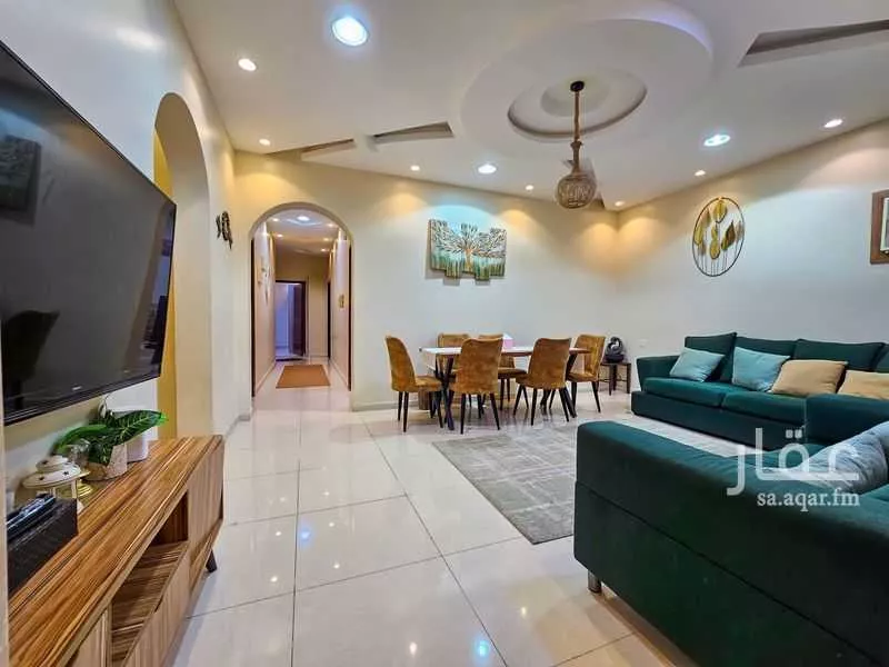 شقة 5 غرف في البحيرات 3