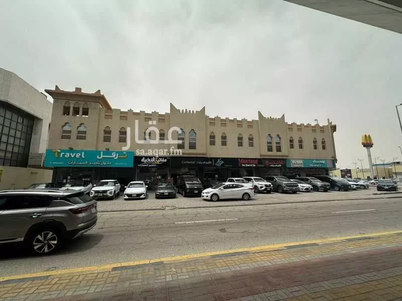 مكتب 2853 م² في الروضة 2