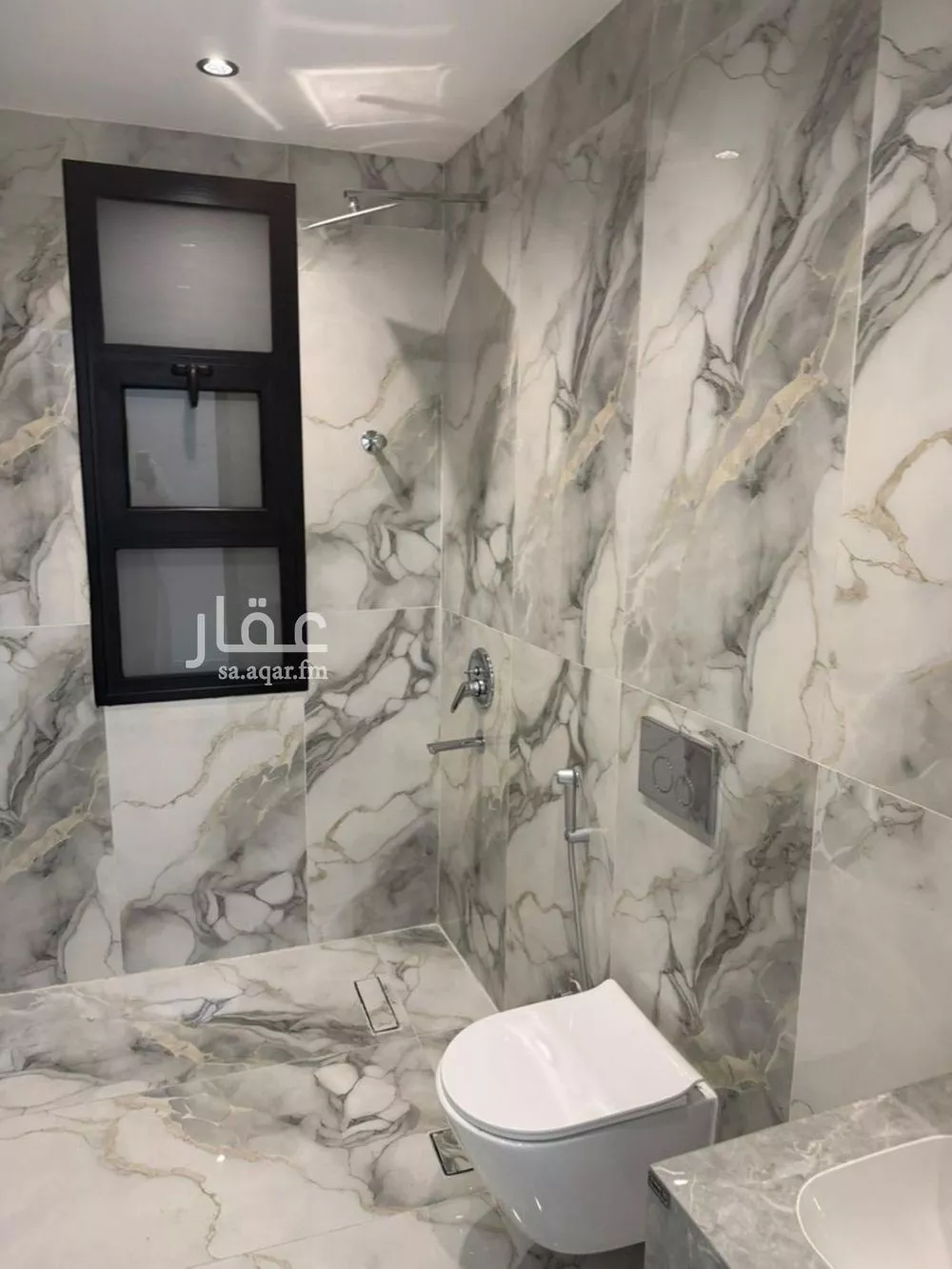 شقة 7 غرف في هجر 12