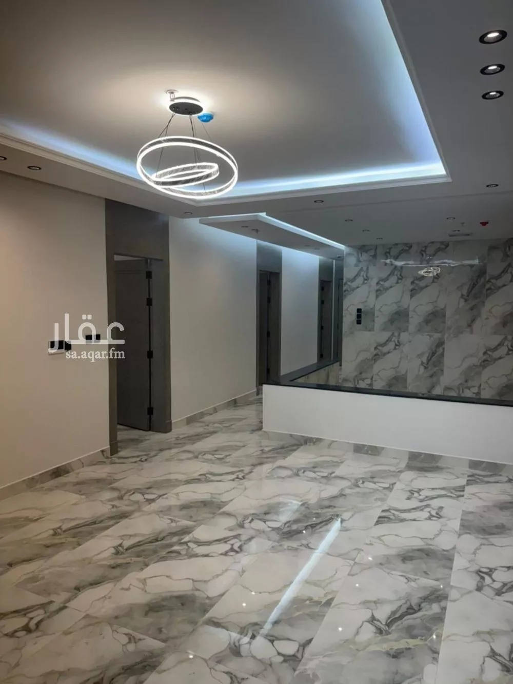 شقة 6 غرف في هجر 3