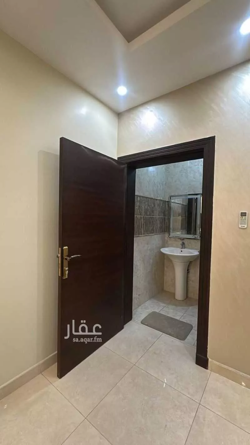 مكتب 540 م² في مذينب 3