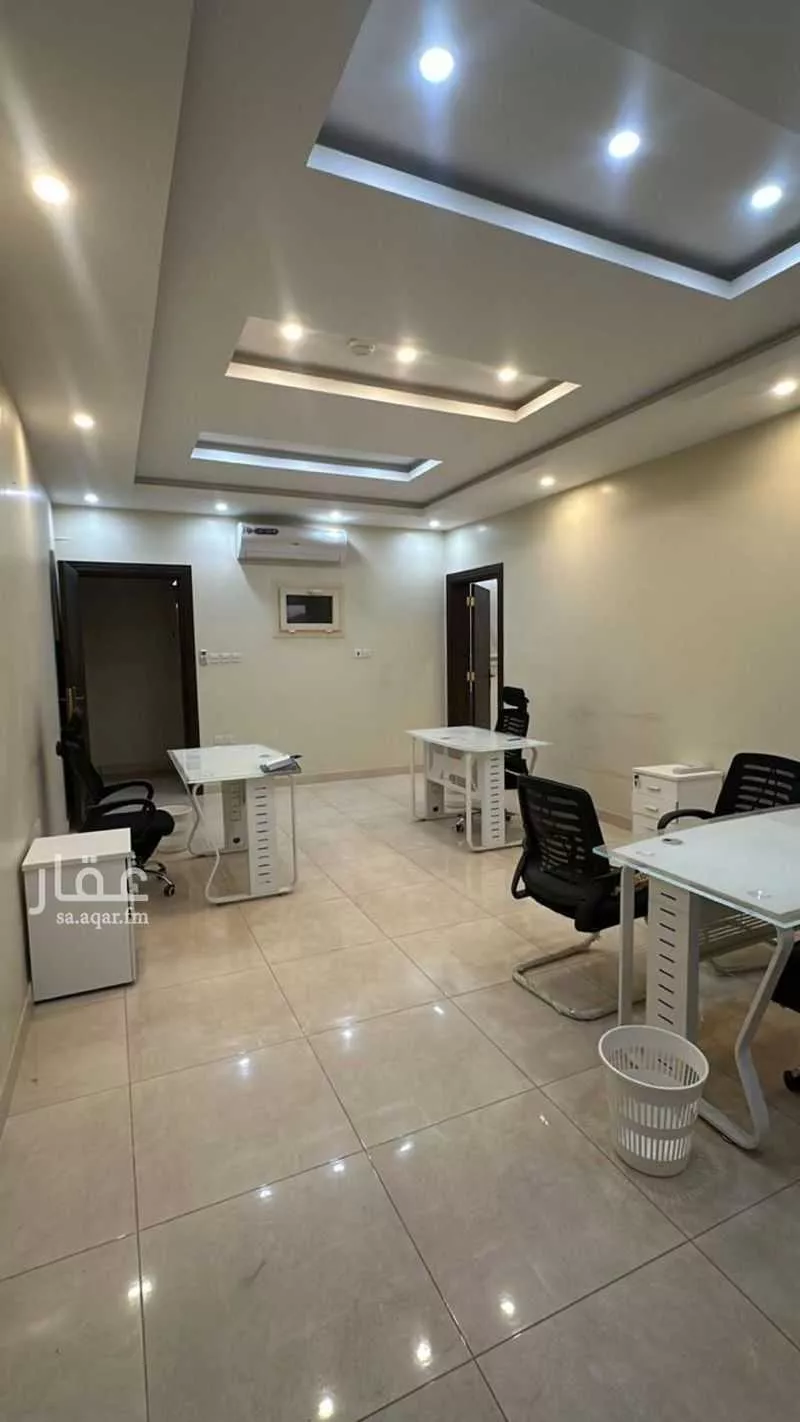 مكتب 540 م² في مذينب 4