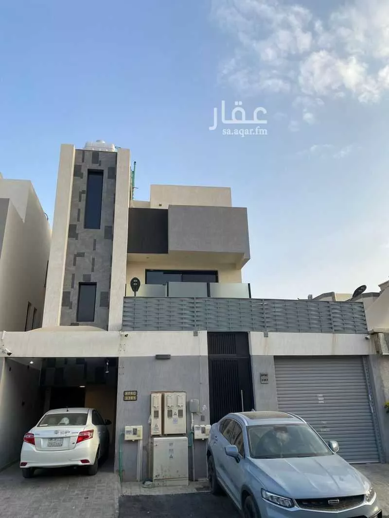 3 bedroom floor in Al Rawdah 2