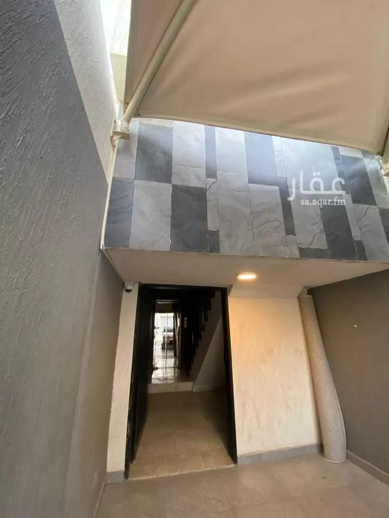 3 bedroom floor in Al Rawdah 4