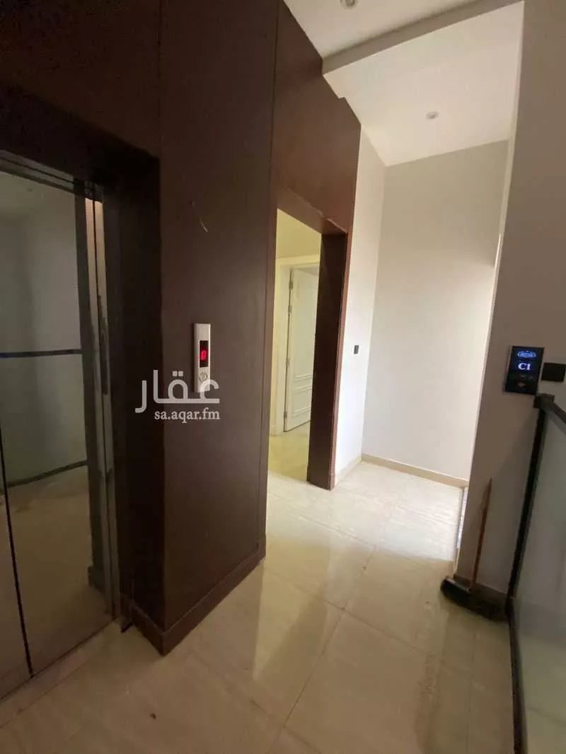 3 bedroom floor in Al Rawdah 5