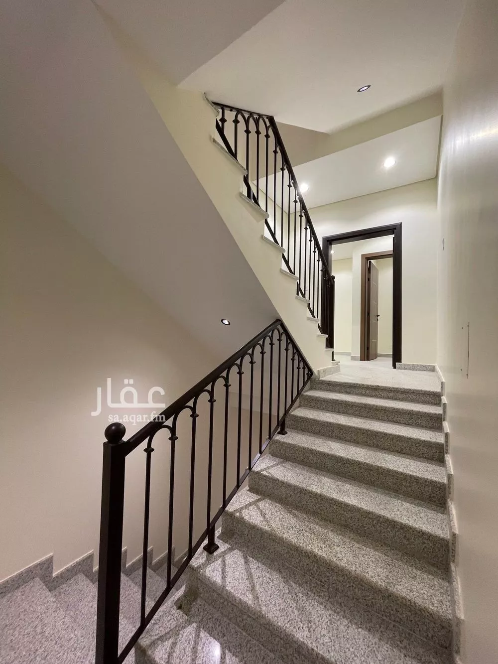 4 bedroom floor in Al Andalus 7