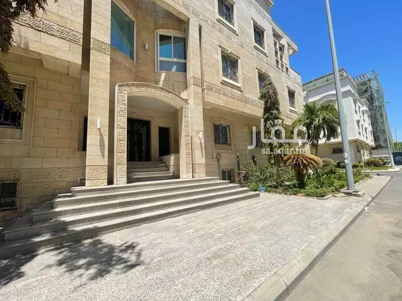5 bedroom apartment in Al Rawdah 3
