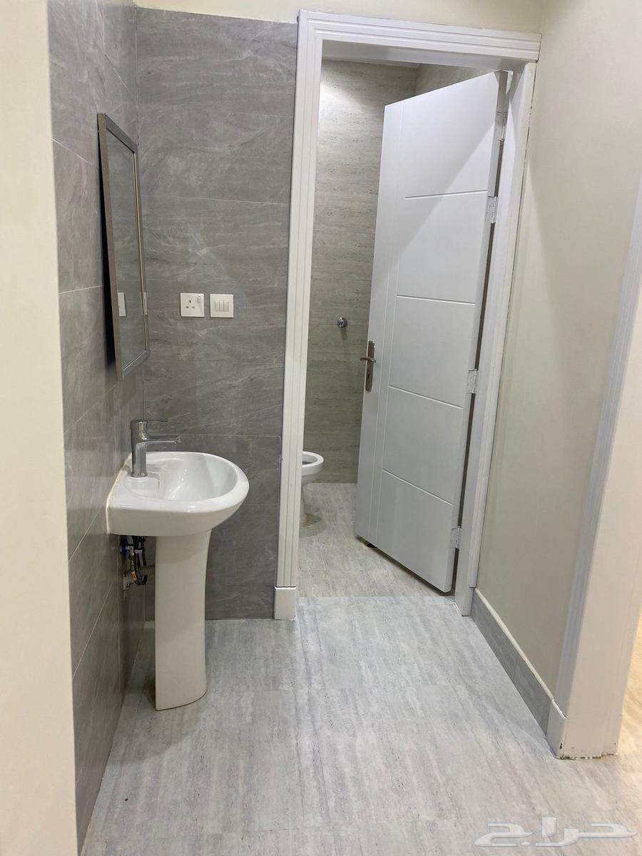 فيلا 3 غرف في عكاظ 19