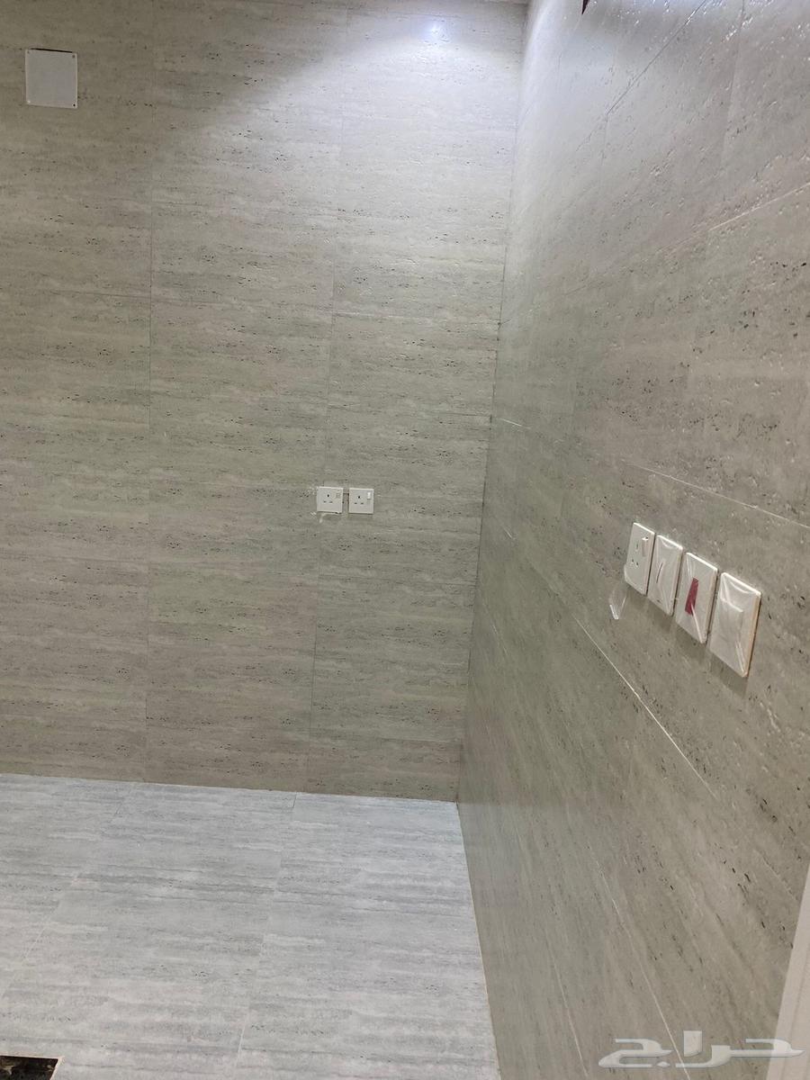 فيلا 3 غرف في عكاظ 23