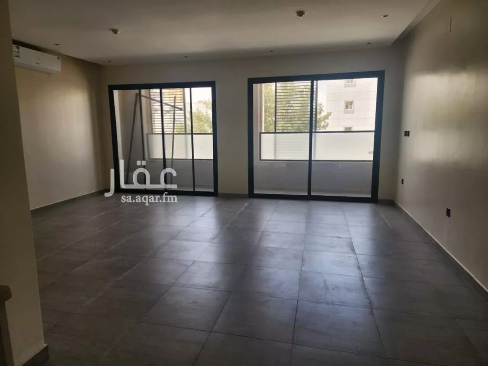 3 bedroom apartment in Al Malqa 9