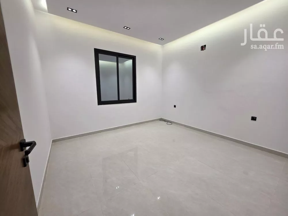 فيلا 5 غرف في طويق 12