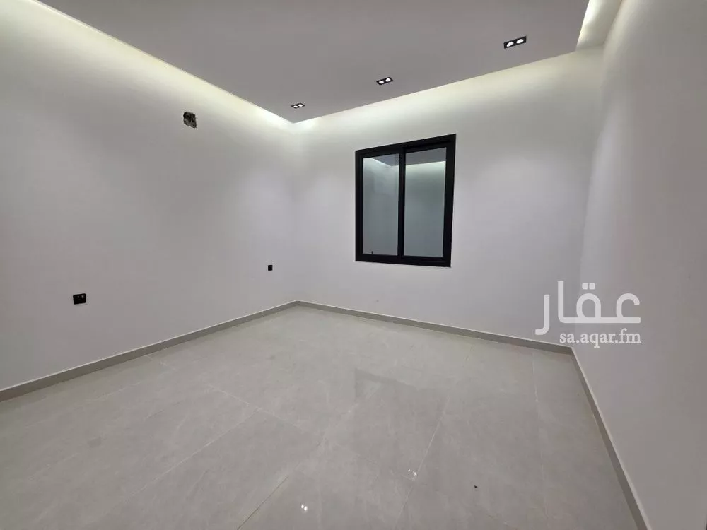 فيلا 5 غرف في طويق 4