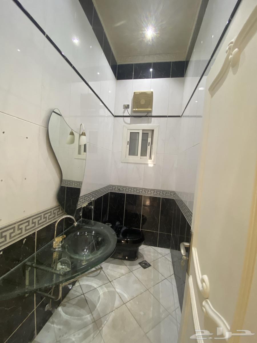 شقة 3 غرف في الصفا 8