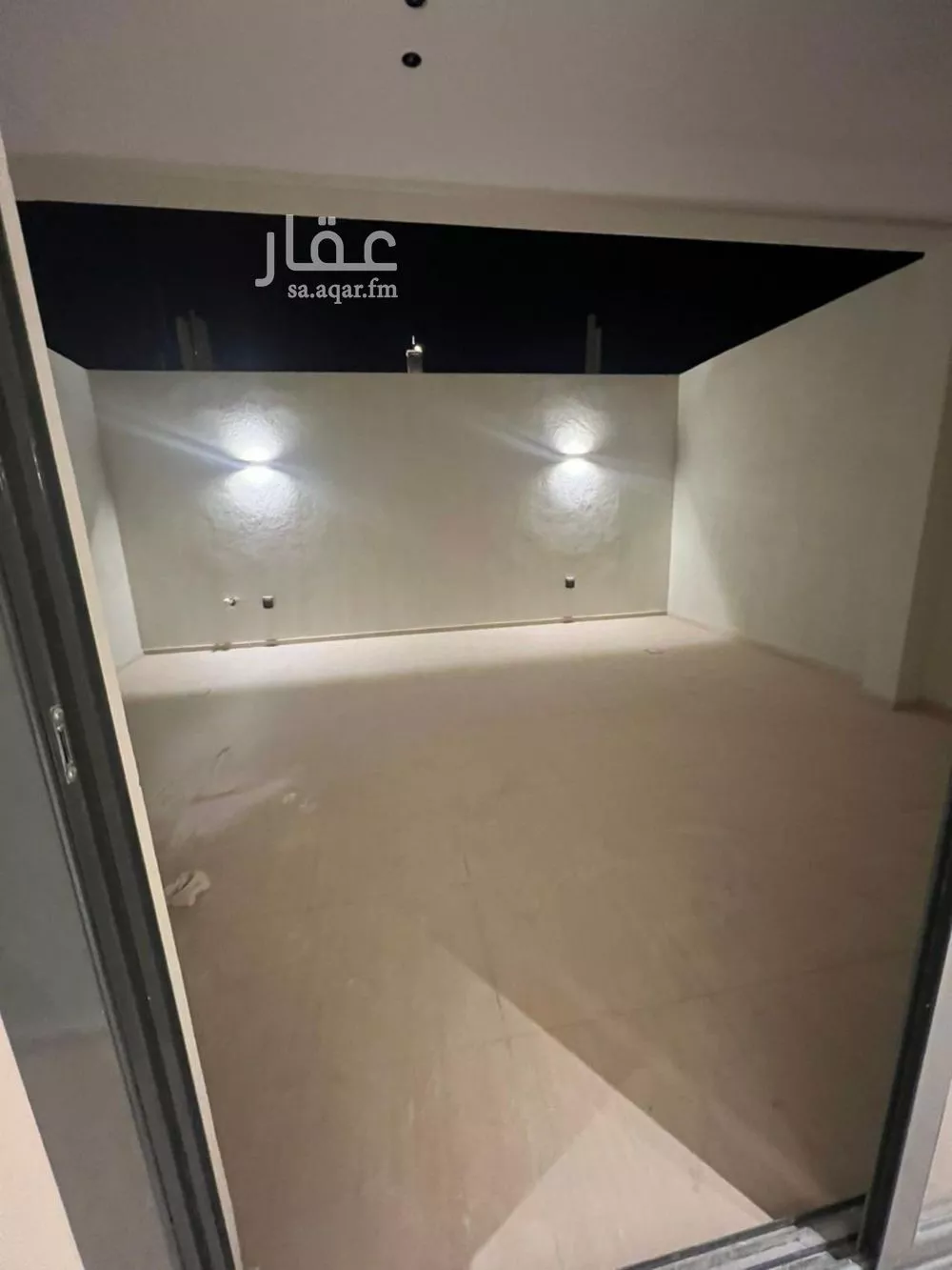 فيلا 4 غرف في العارض 6