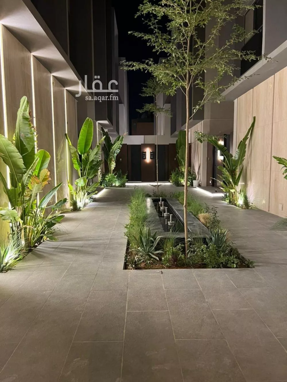 فيلا 4 غرف في العارض 10