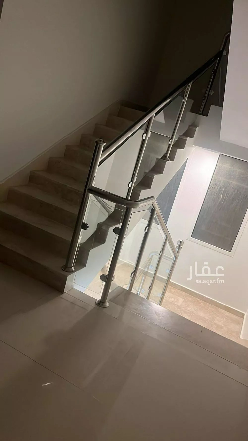 فيلا 4 غرف في العارض 7