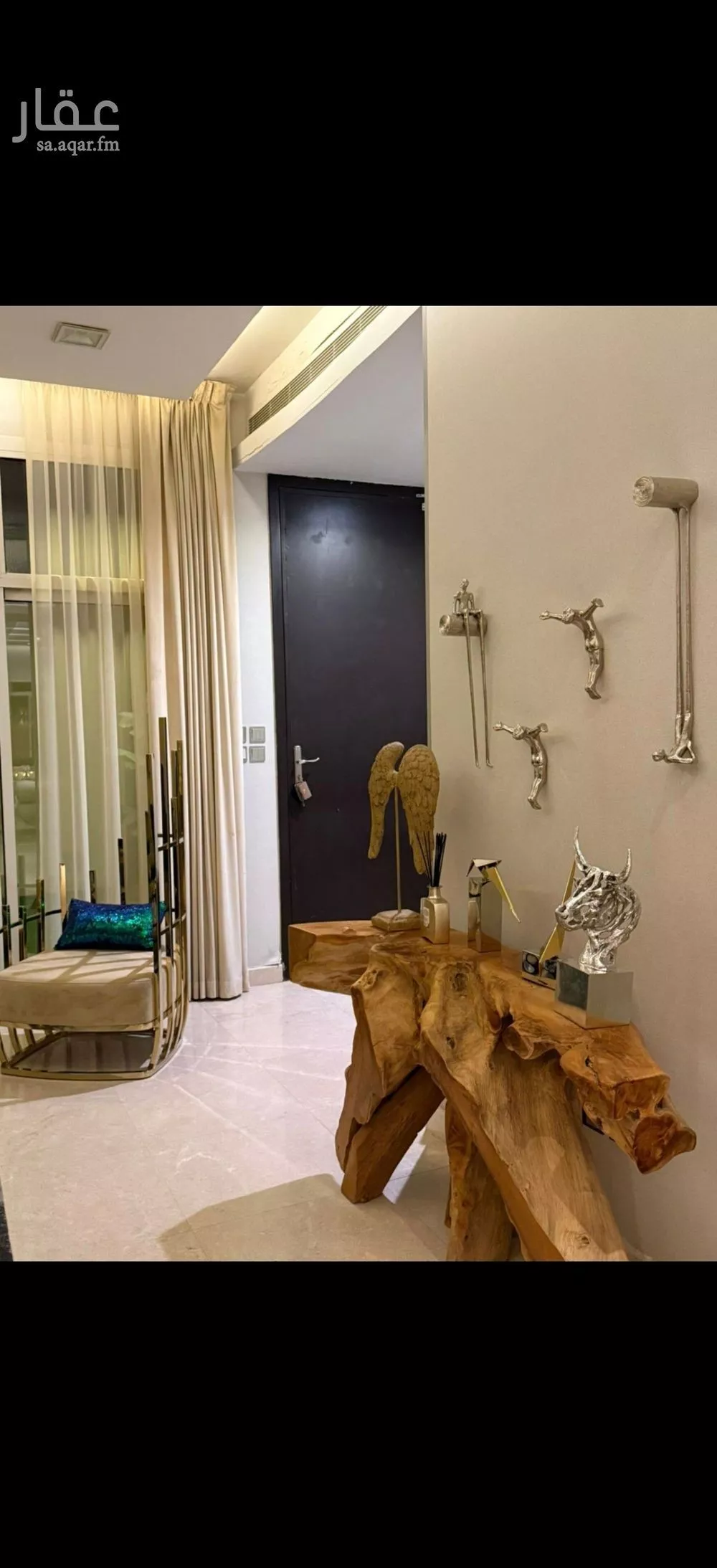 فيلا 5 غرف في عرقة 11