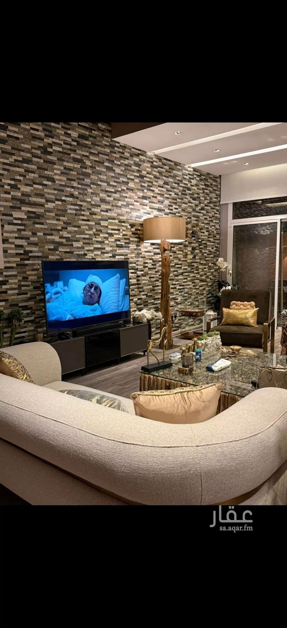 فيلا 5 غرف في عرقة 9