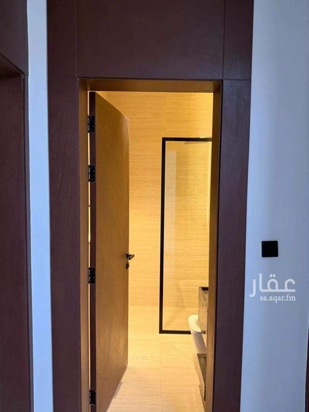 فيلا 4 غرف في العارض 16