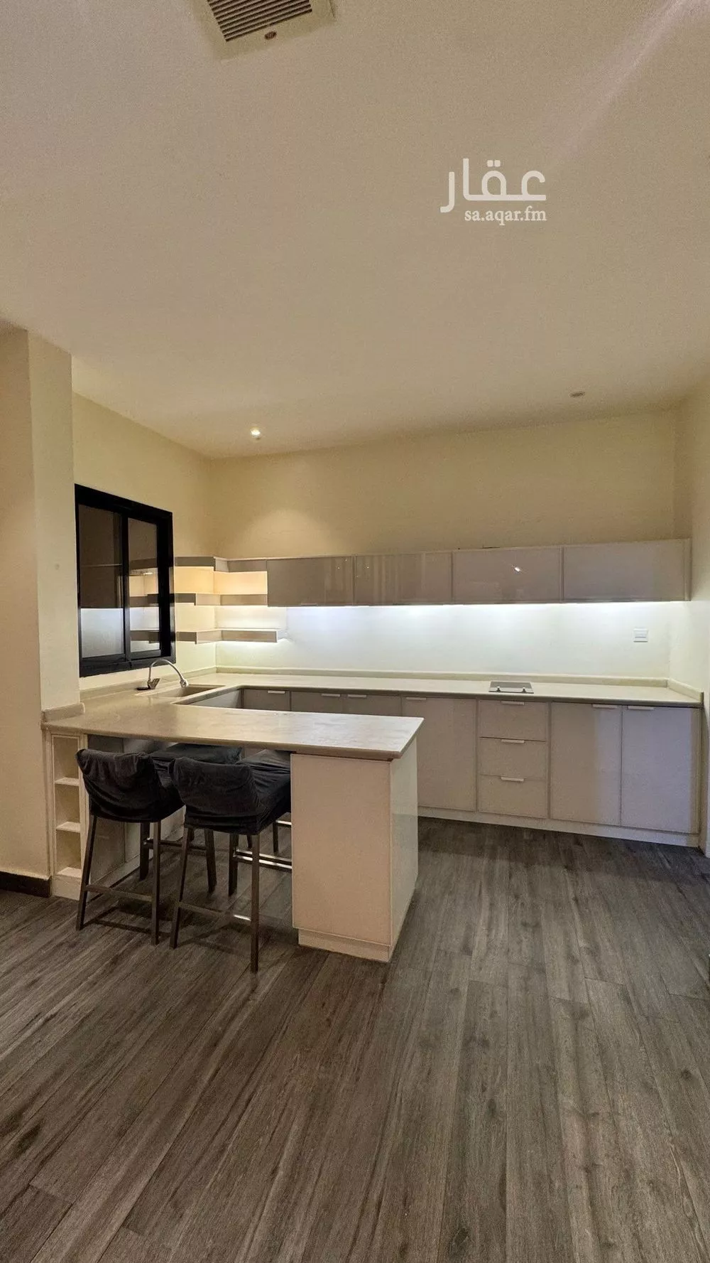 فيلا 4 غرف في الياسمين 3