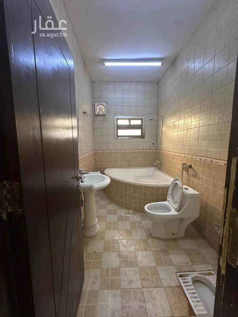 فيلا 7 غرف في بدر 15