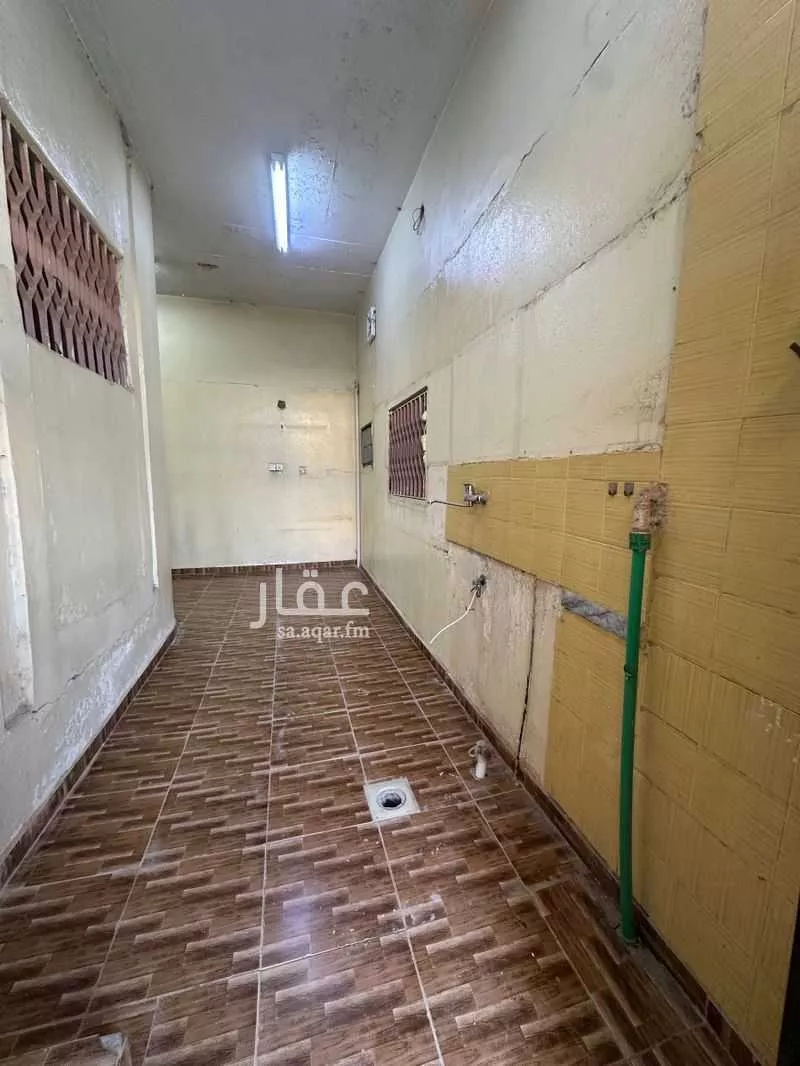 فيلا 7 غرف في بدر 8