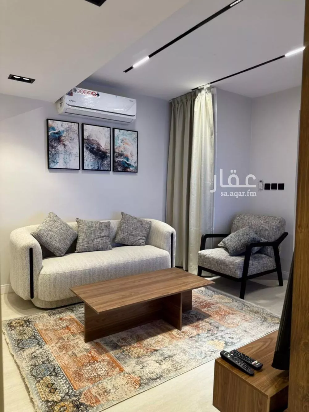 شقة 1 غرف في العقيق 3