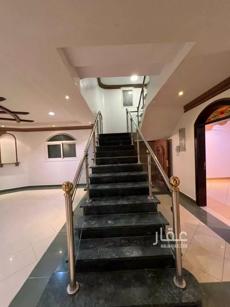 5 bedroom villa in Al Nahda 11