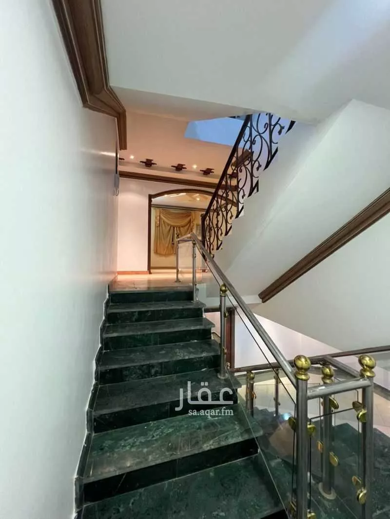 5 bedroom villa in Al Nahda 16