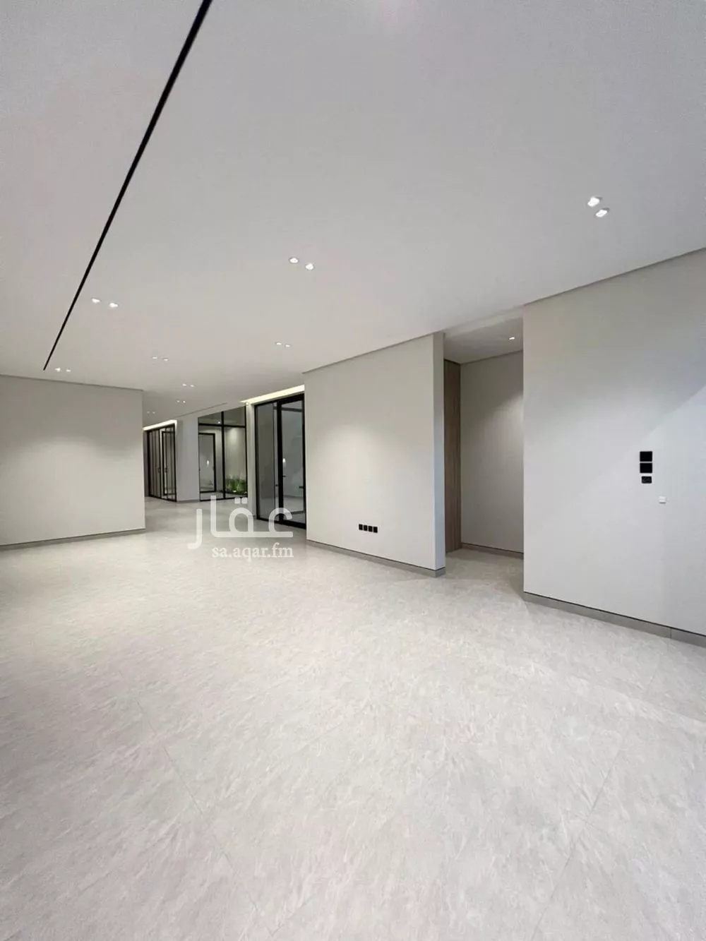 فيلا 5 غرف في النرجس 4