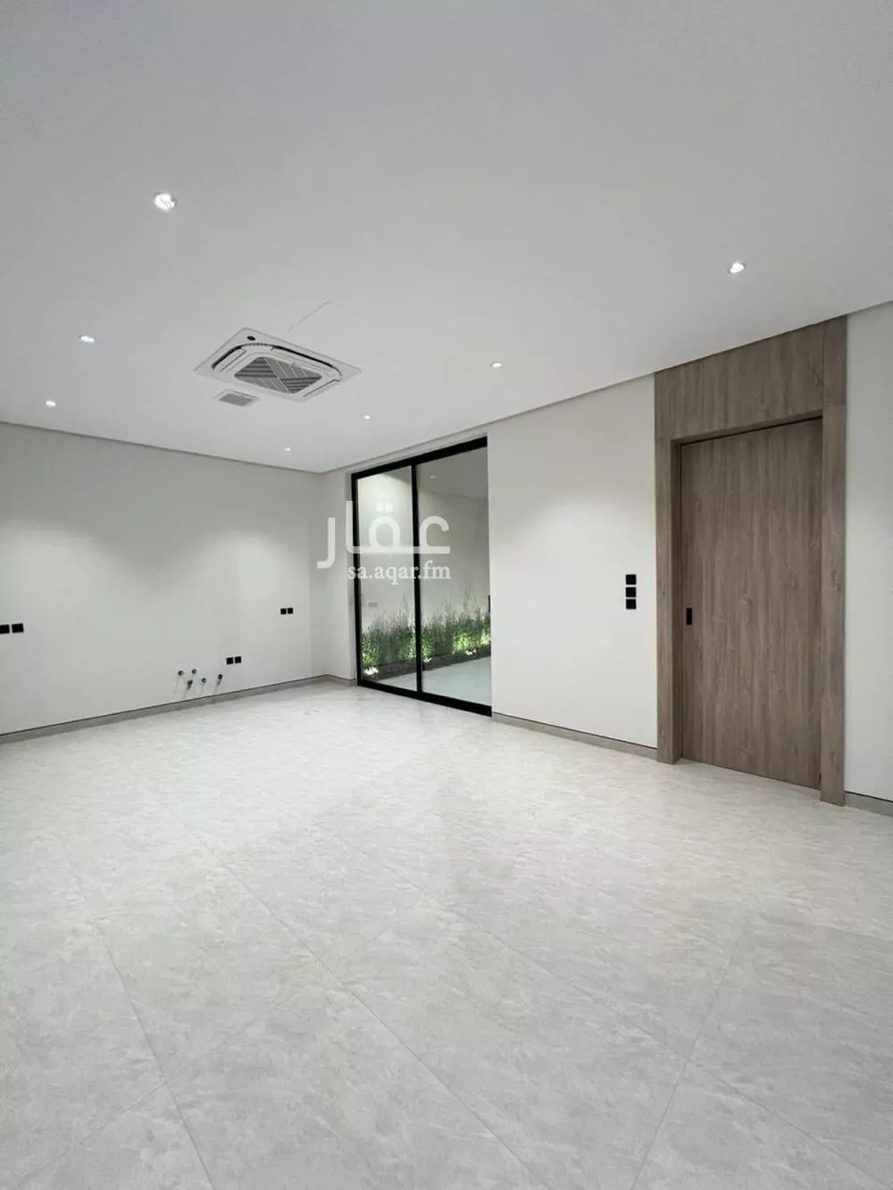 فيلا 5 غرف في النرجس 9