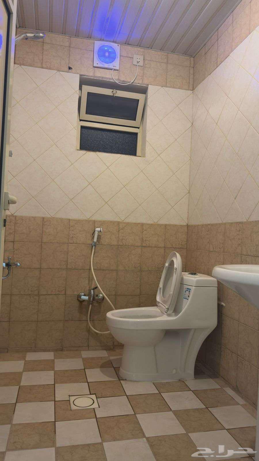 شقة 4 غرف في الدانة 2