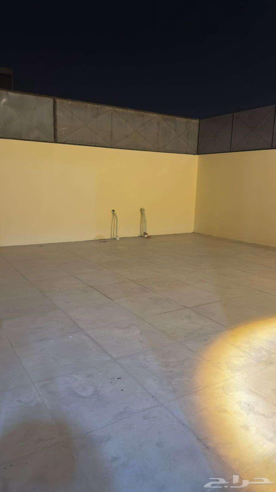 شقة 4 غرف في الدانة 7