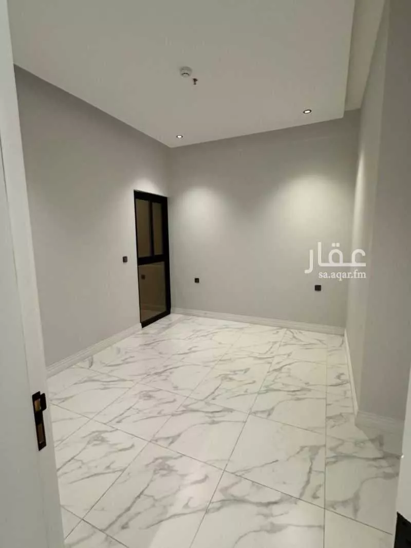 شقة 3 غرف في الملقا 13